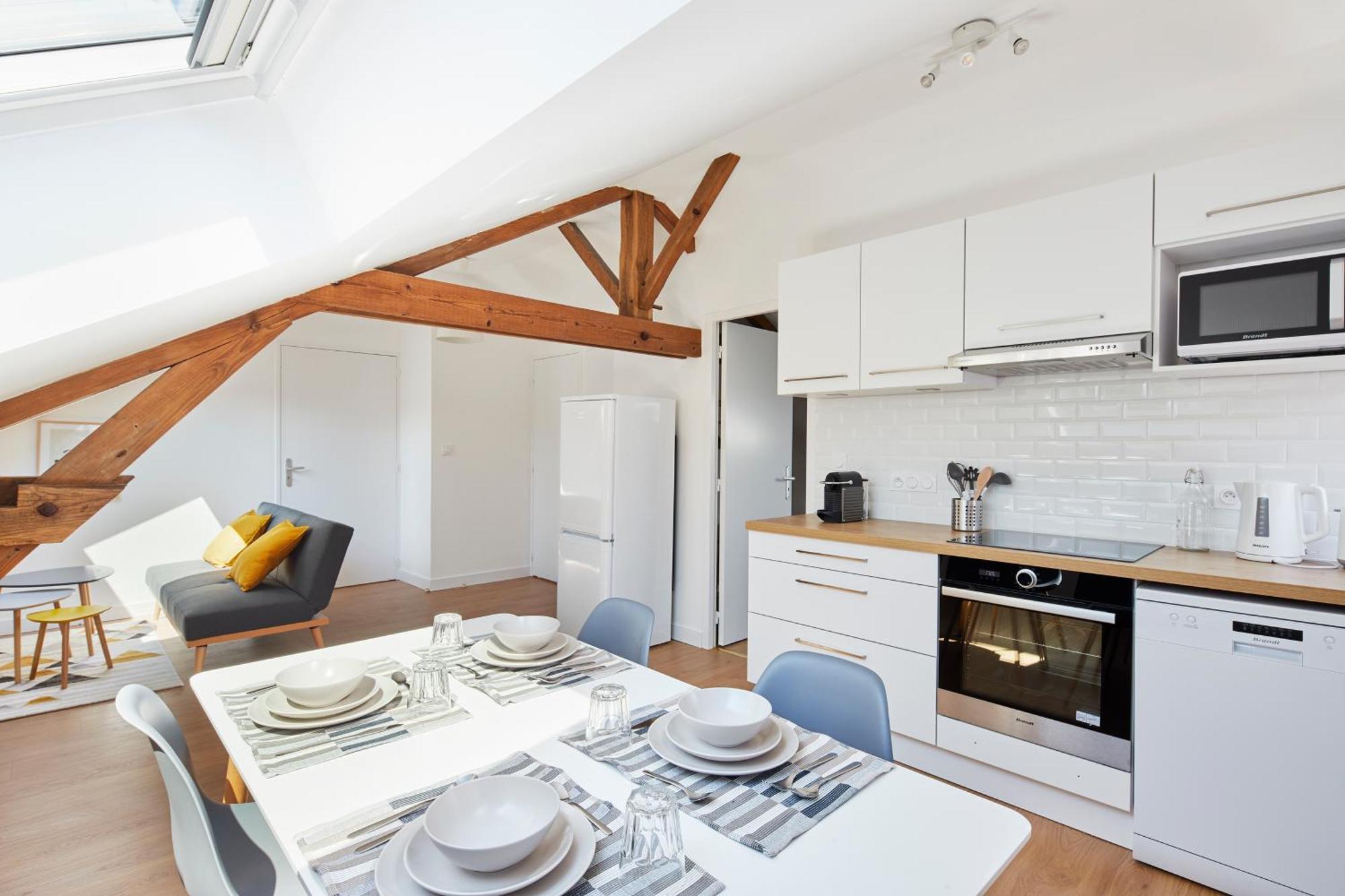 Minuit A Paris - Wifi Fibre/Linge/Parking Apartment Châteaubriant Exterior photo